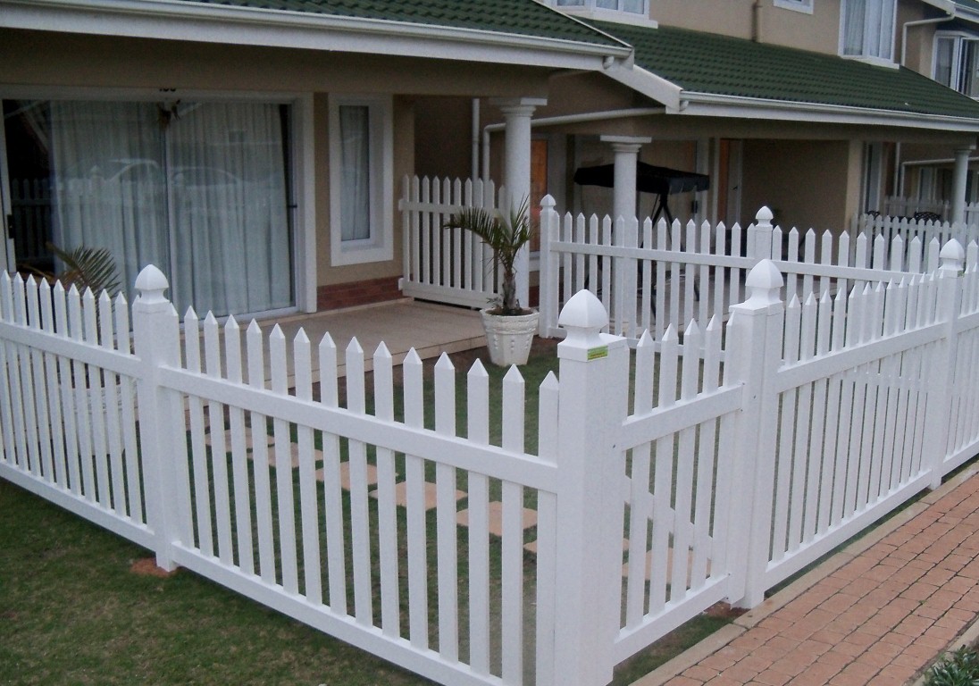 top-garden-recinzioni-pvc-londra-35