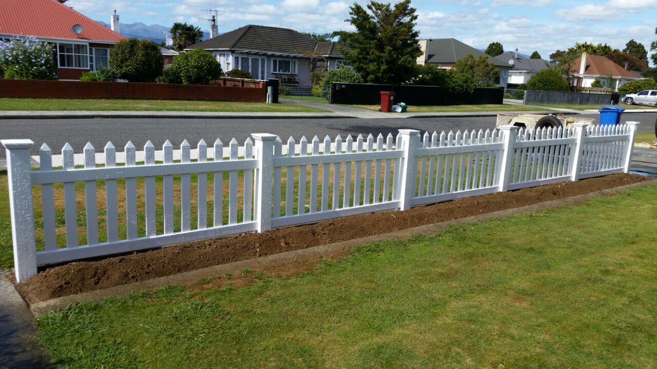 top-garden-recinzioni-pvc-londra-39