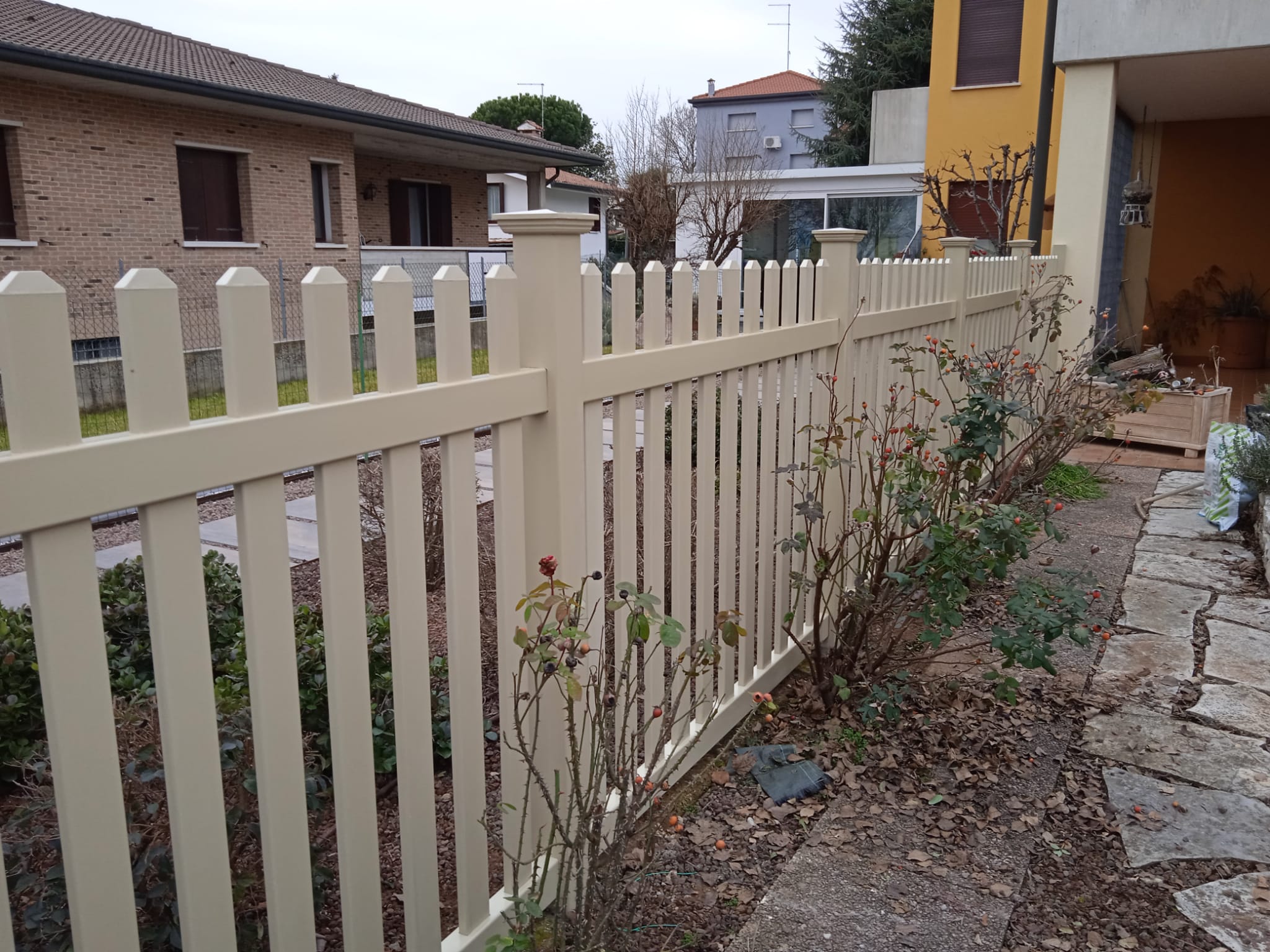 top-garden-recinzioni-pvc-londra-44