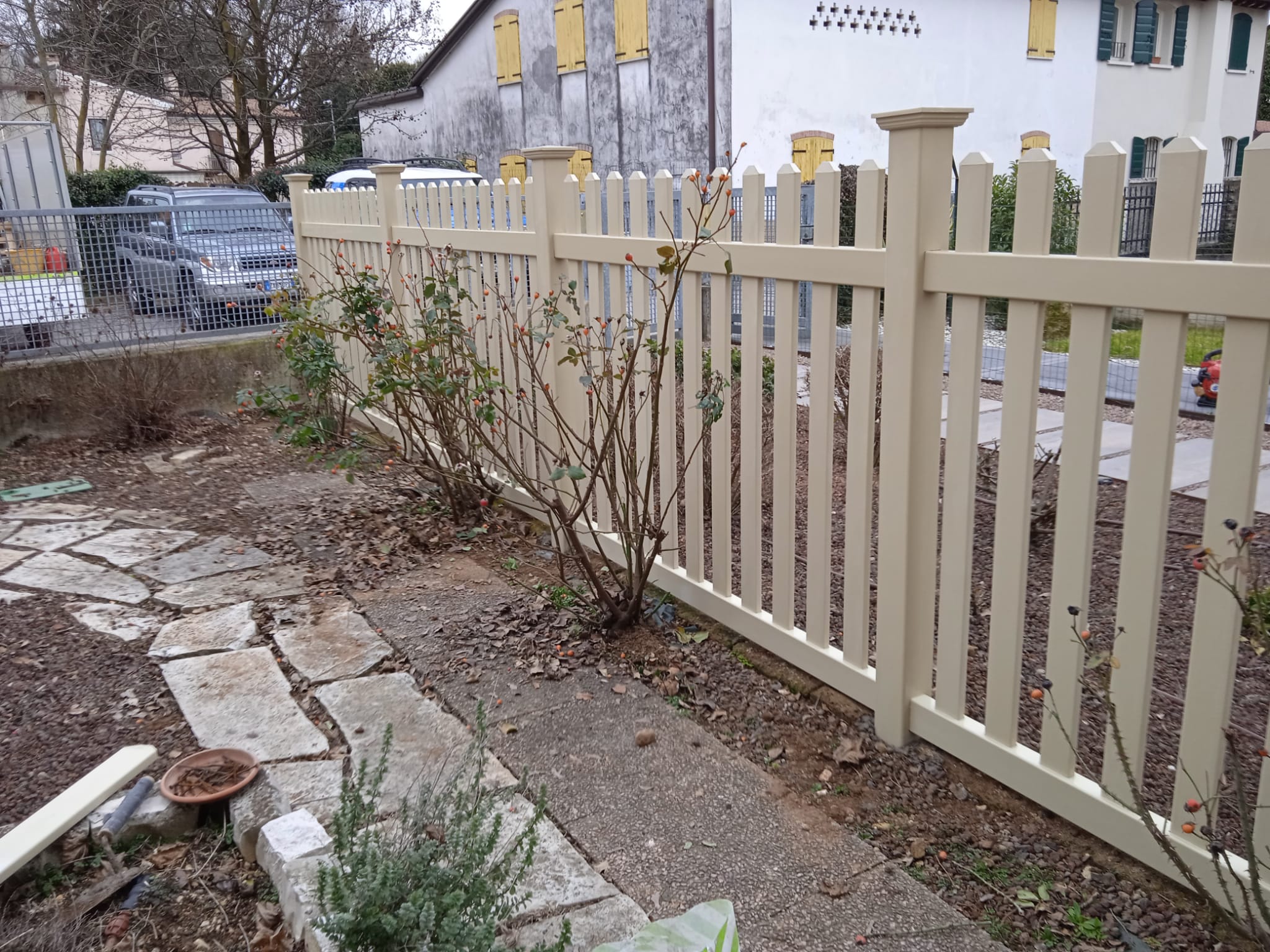 top-garden-recinzioni-pvc-londra-51